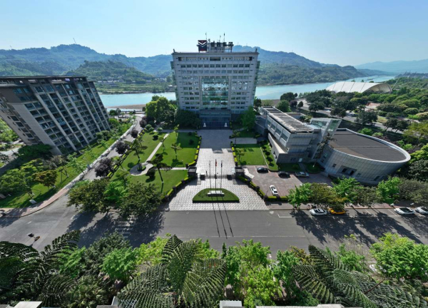 學習貫徹區委九屆五次全會精神3